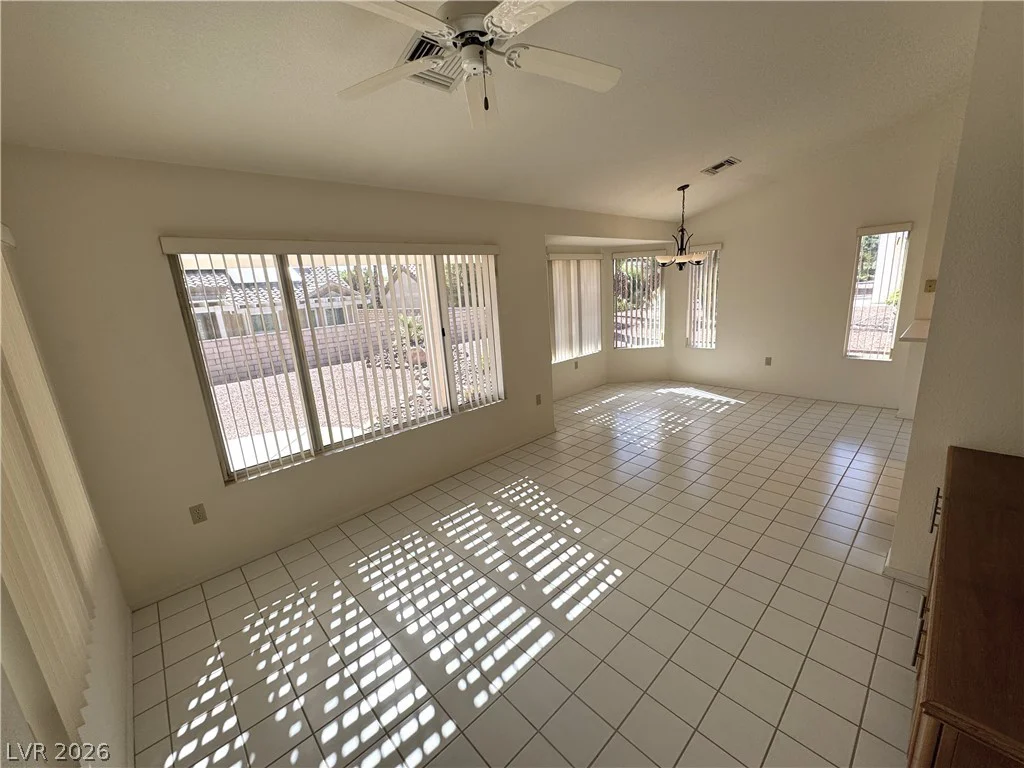 2524 Desert Glen, Las Vegas, NV 89134