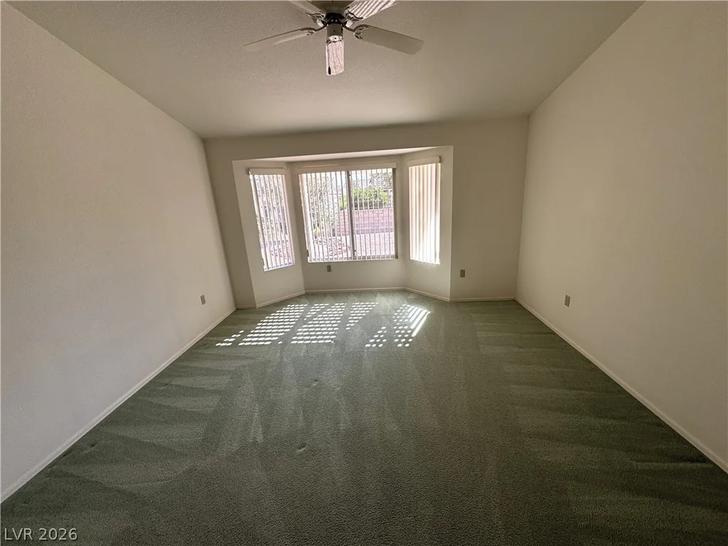2524 Desert Glen, Las Vegas, NV 89134