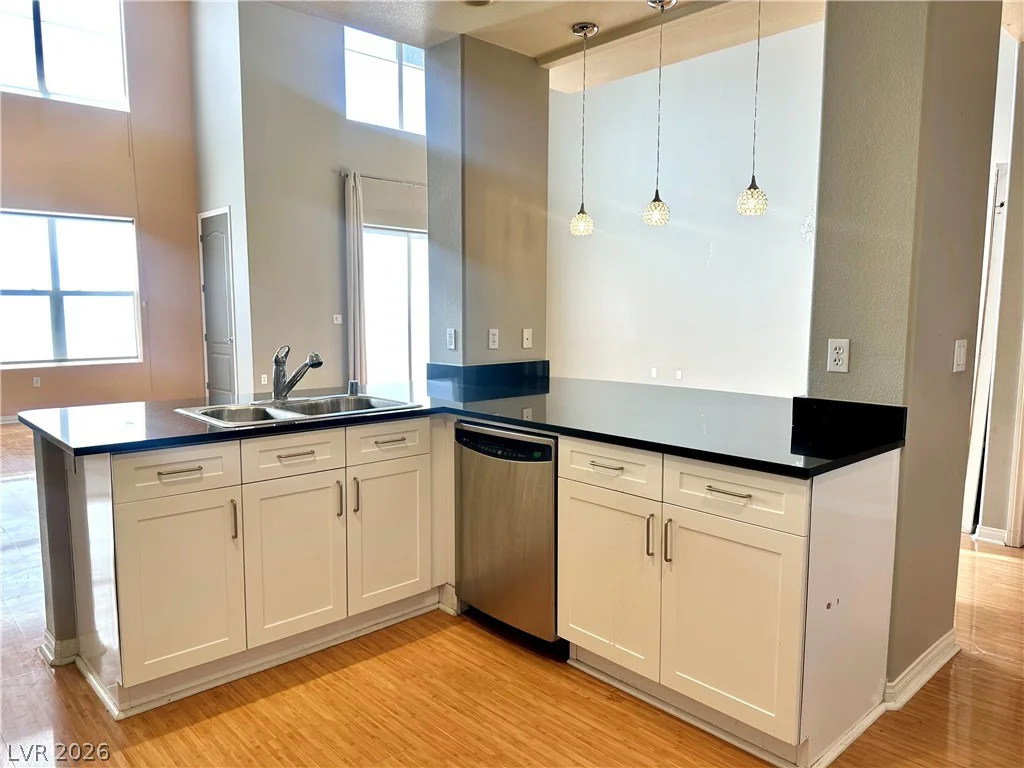 32 Serene, Las Vegas, NV 89123