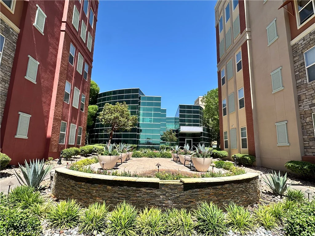 32 Serene, Las Vegas, NV 89123