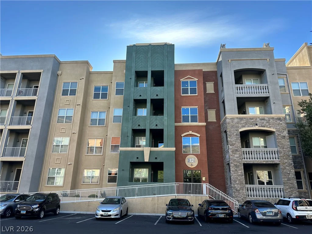 32 Serene, Las Vegas, NV 89123