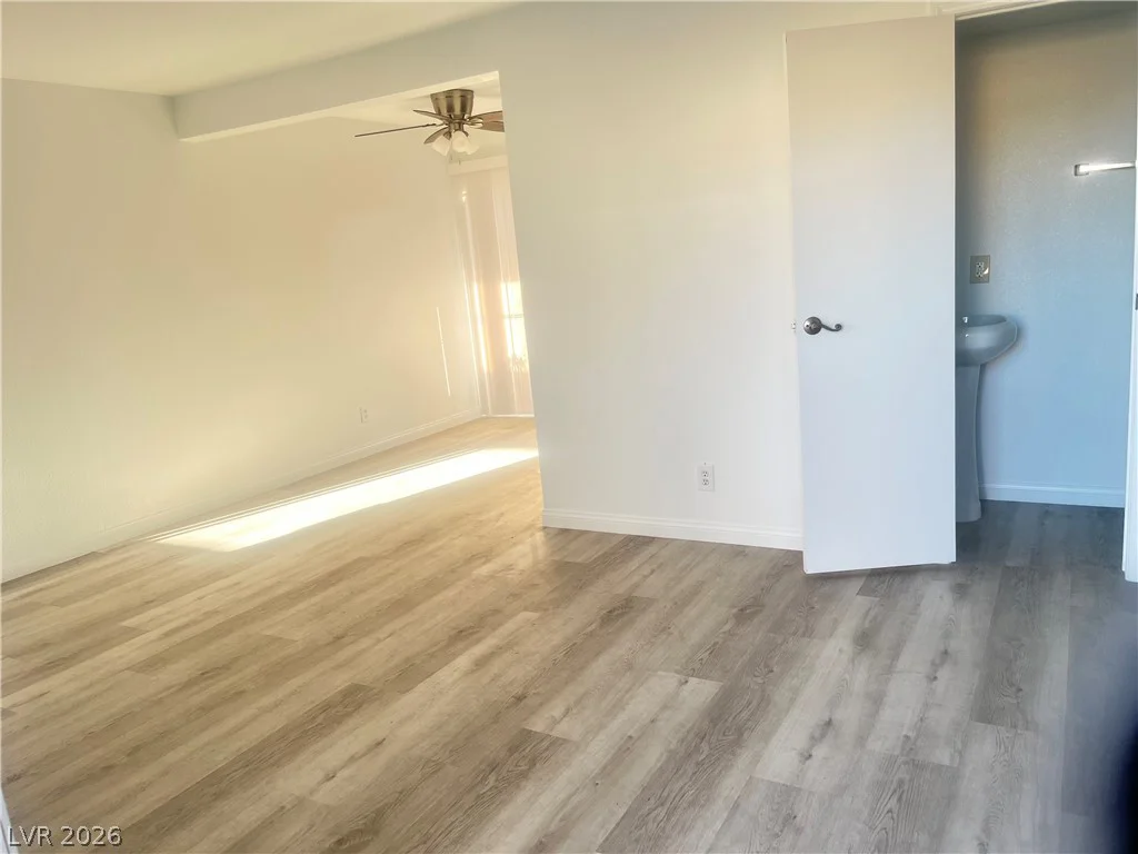 592 Sea Shell, Las Vegas, NV 89110