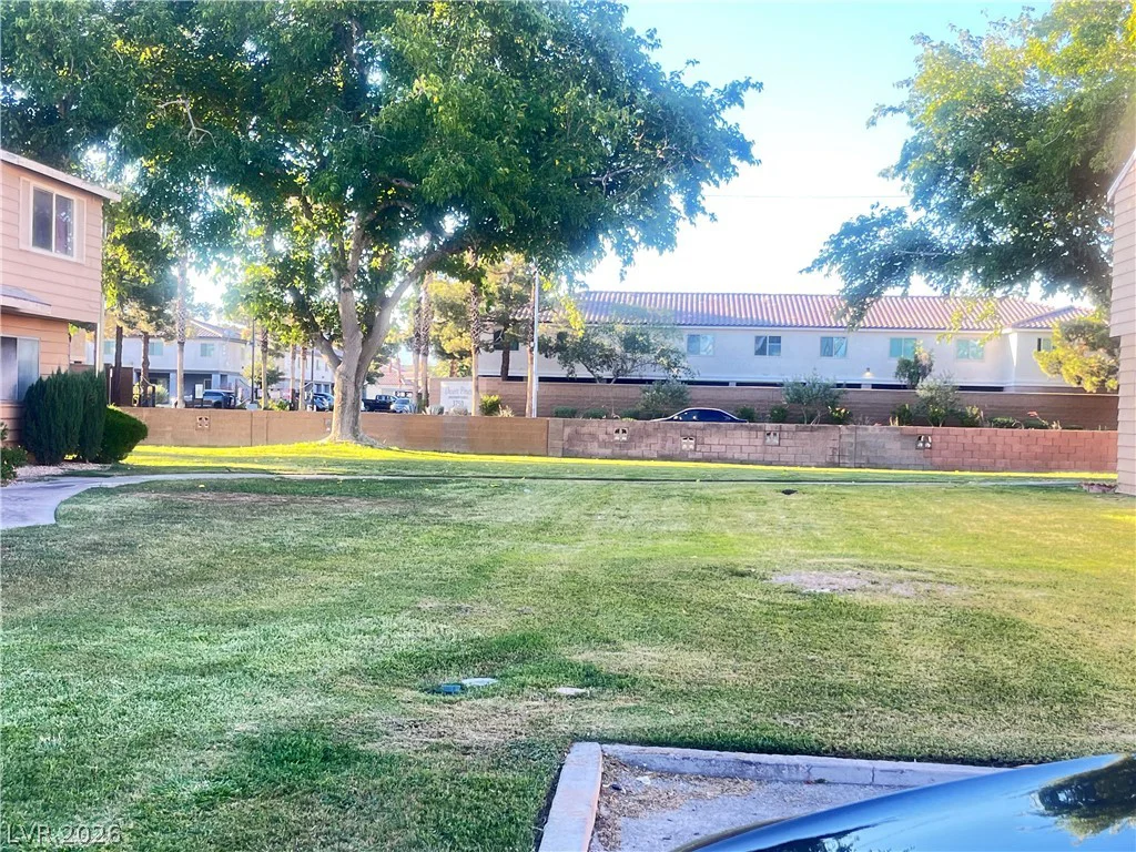 592 Sea Shell, Las Vegas, NV 89110
