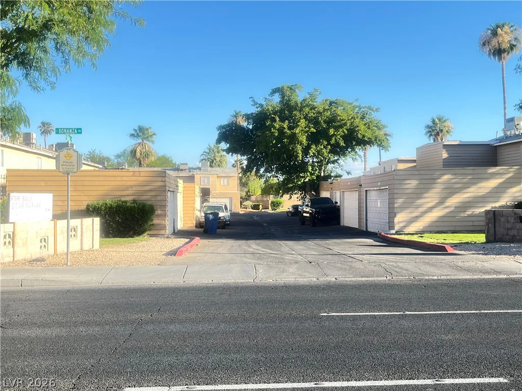 592 Sea Shell, Las Vegas, NV 89110