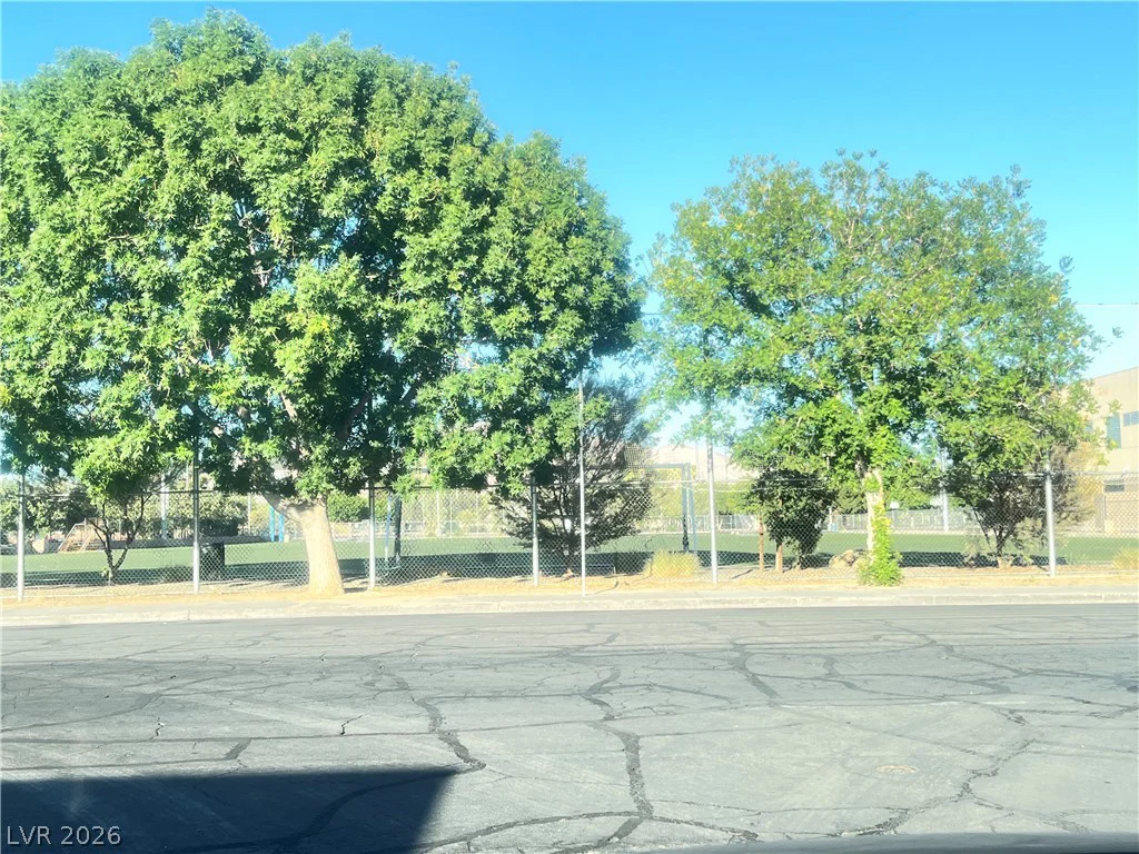 592 Sea Shell, Las Vegas, NV 89110