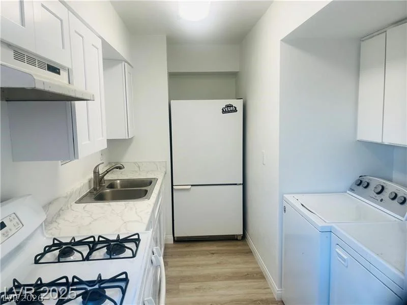 592 Sea Shell, Las Vegas, NV 89110
