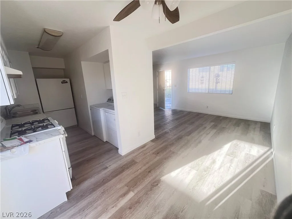 592 Sea Shell, Las Vegas, NV 89110