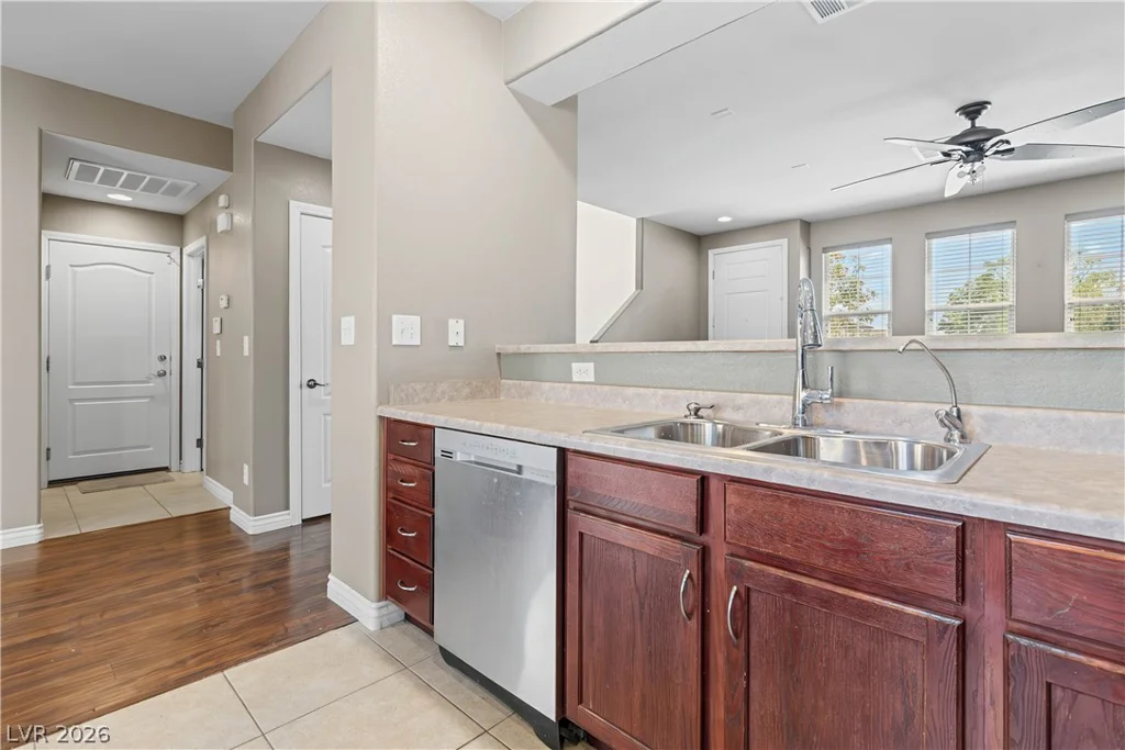 8396 Waylon, Las Vegas, NV 89178