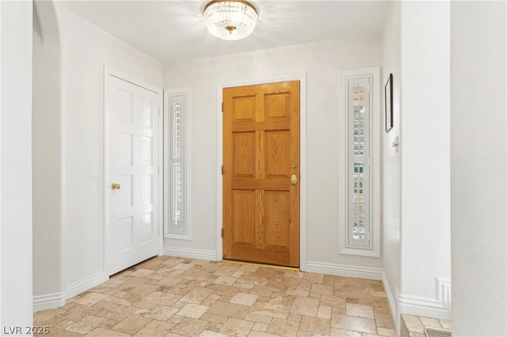 7159 Mission Hills, Las Vegas, NV 89113