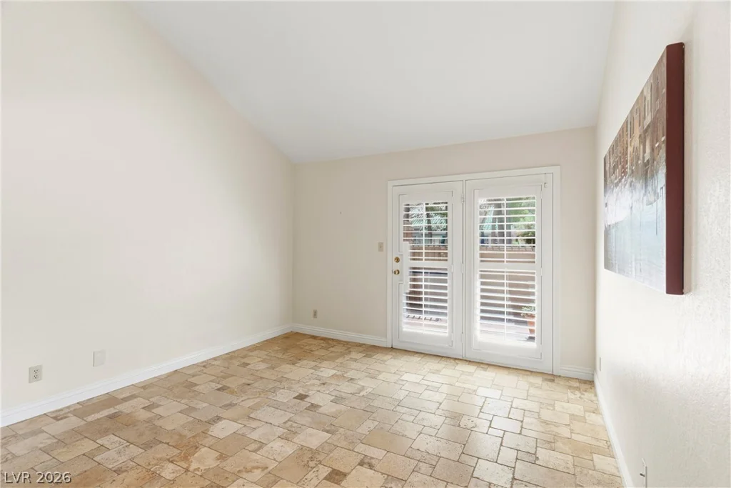 7159 Mission Hills, Las Vegas, NV 89113