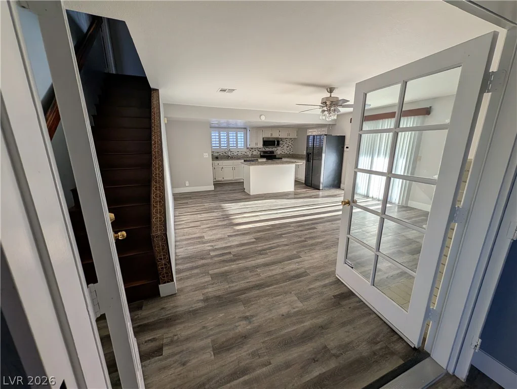 5311 Annie Oakley, Las Vegas, NV 89120