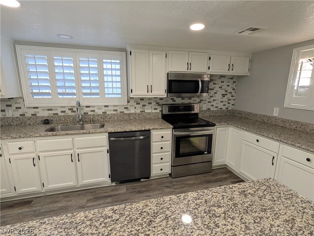 5311 Annie Oakley, Las Vegas, NV 89120