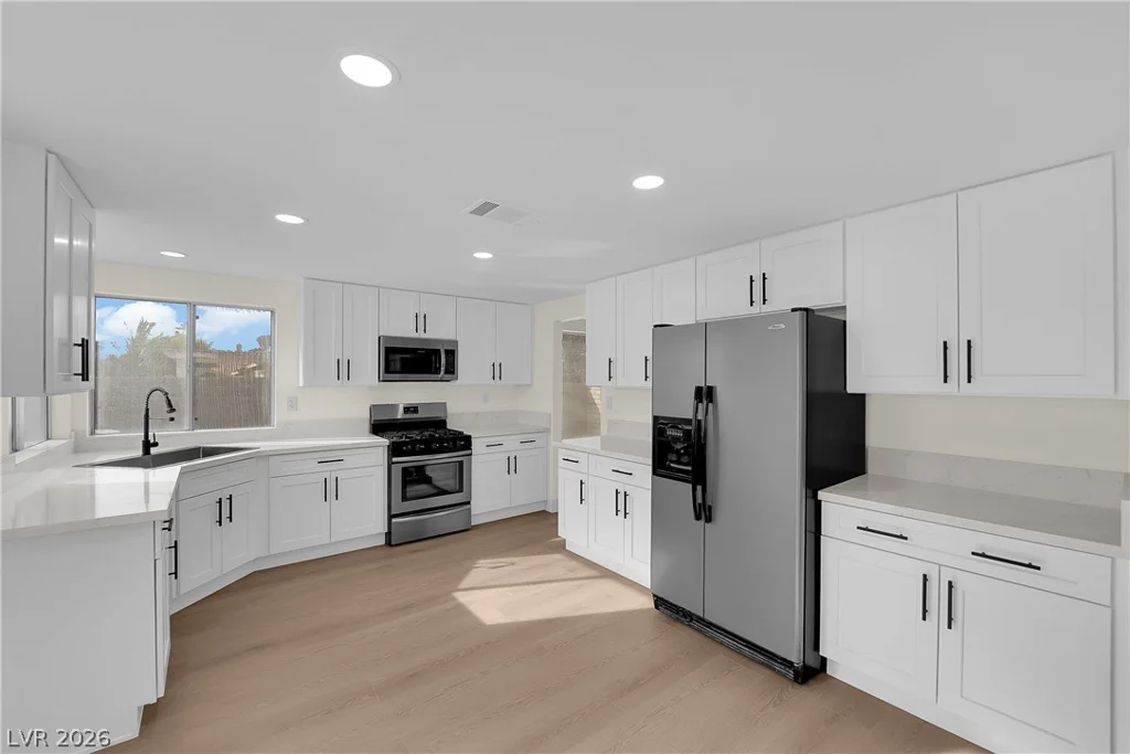 5904 Red Ridge, North Las Vegas, NV 89031
