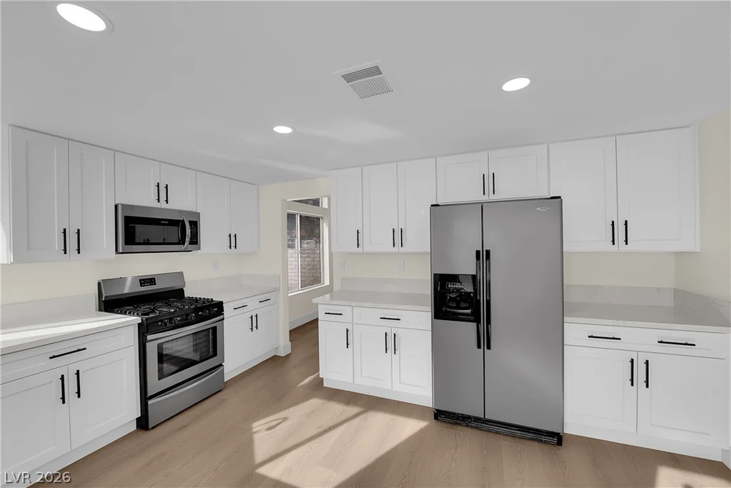 5904 Red Ridge, North Las Vegas, NV 89031