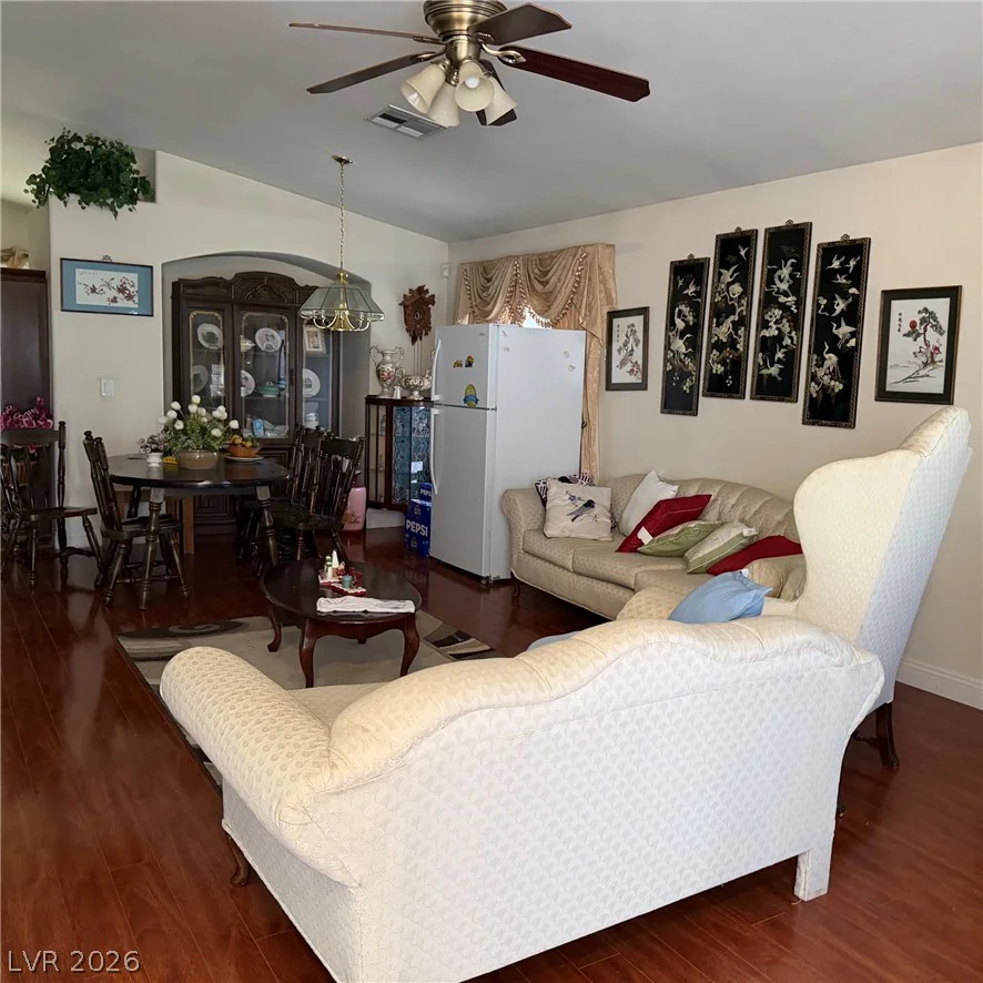 6113 Alderley, North Las Vegas, NV 89081