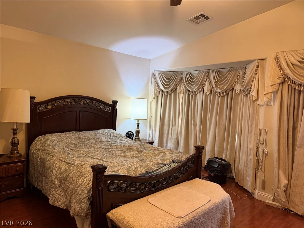 6113 Alderley, North Las Vegas, NV 89081