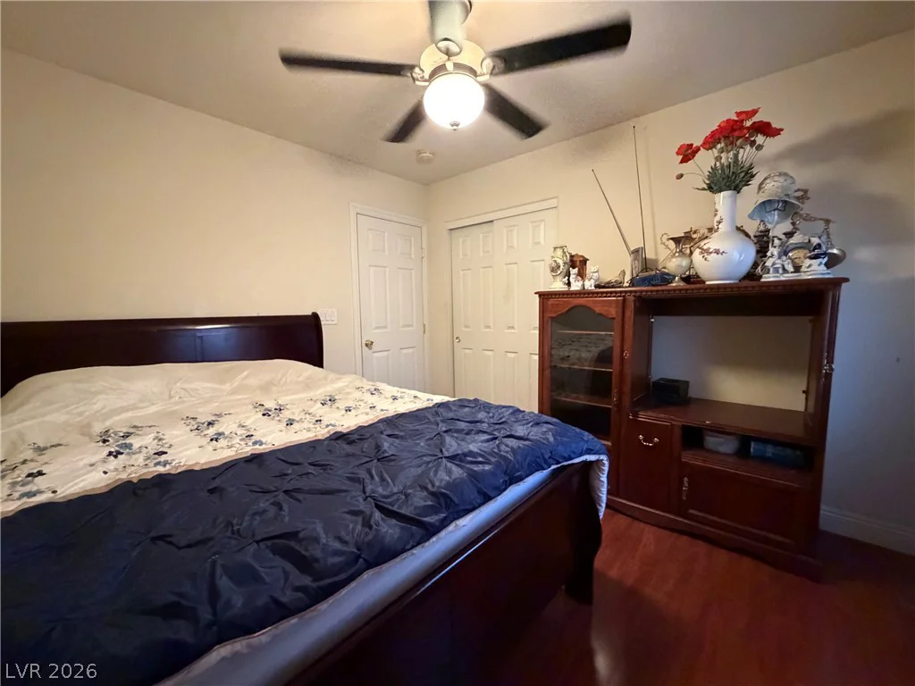 6113 Alderley, North Las Vegas, NV 89081