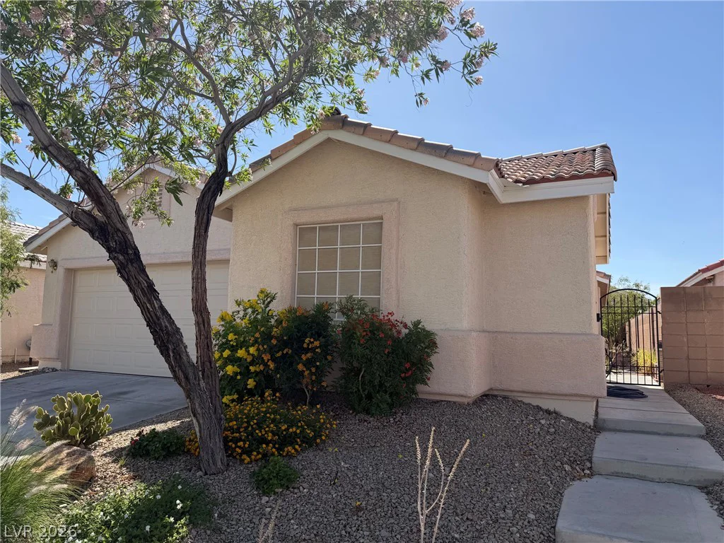 6113 Alderley, North Las Vegas, NV 89081