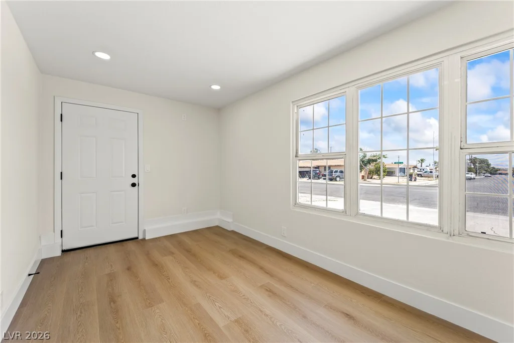 1017 Mallard, Las Vegas, NV 89108