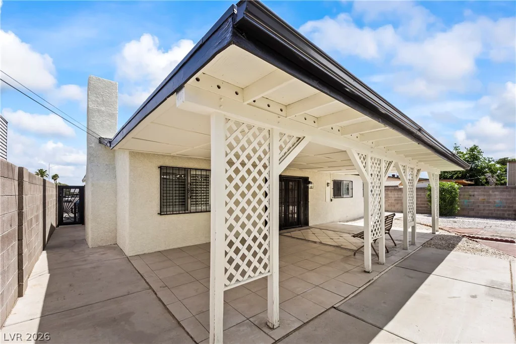 1017 Mallard, Las Vegas, NV 89108