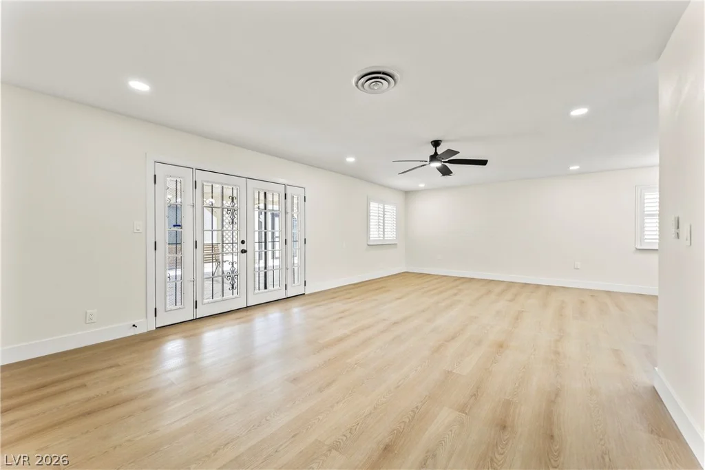 1017 Mallard, Las Vegas, NV 89108