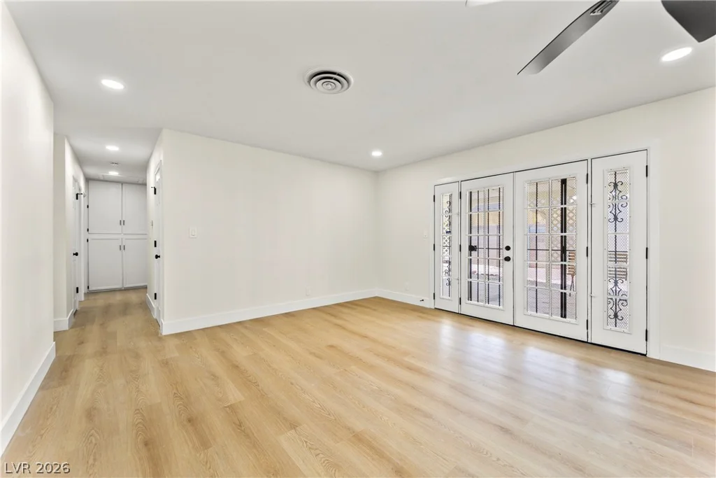 1017 Mallard, Las Vegas, NV 89108
