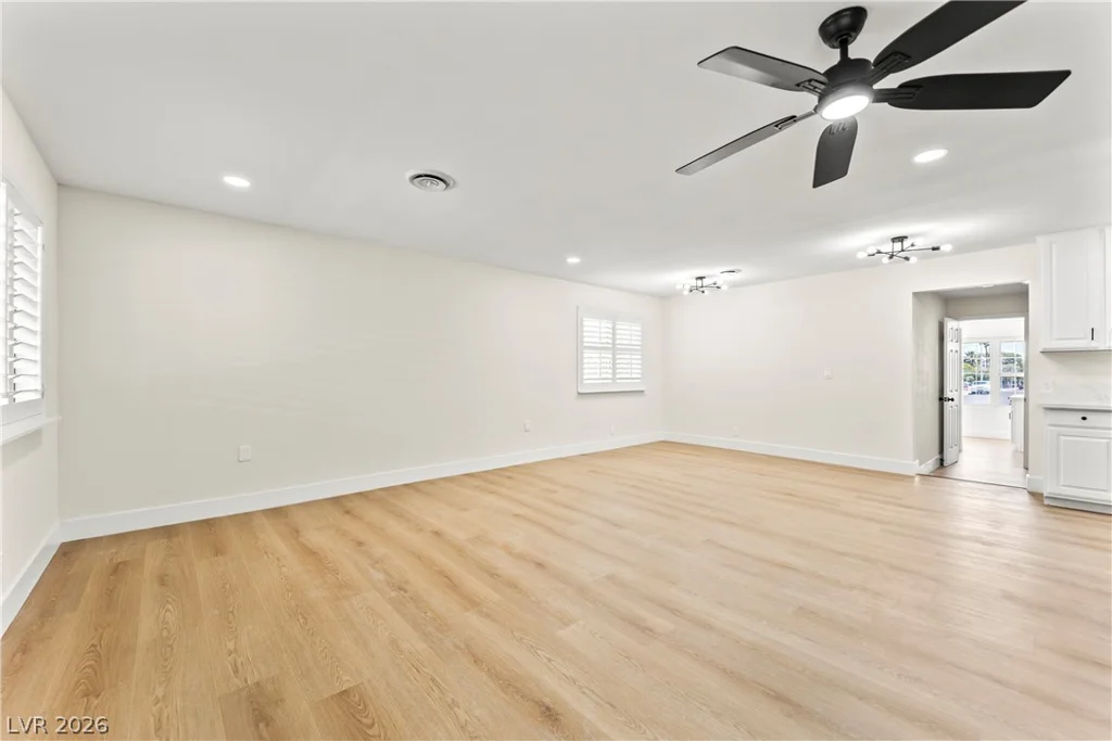 1017 Mallard, Las Vegas, NV 89108