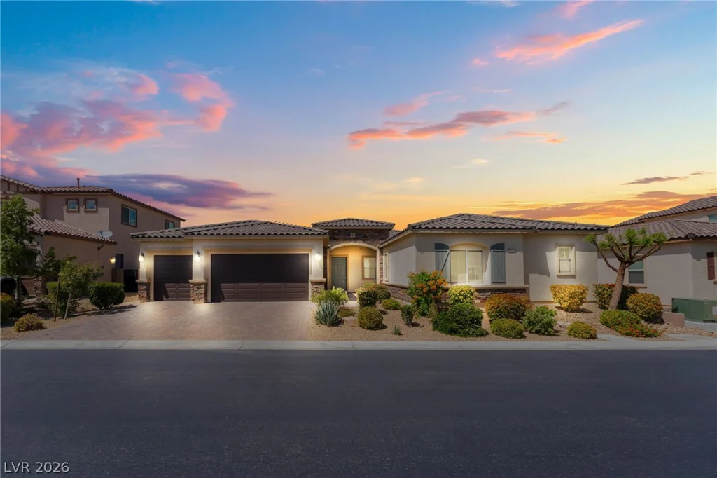 9772 Mosaic Canyon, Las Vegas, NV 89149
