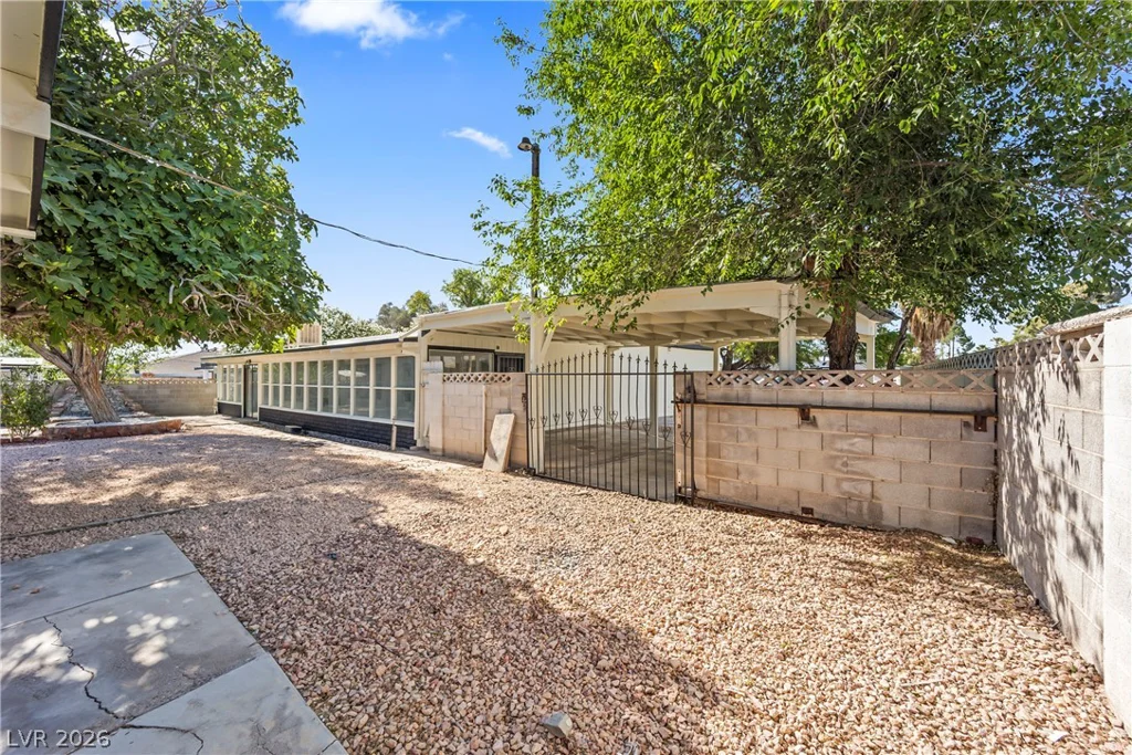 4444 Denia, Las Vegas, NV 89108
