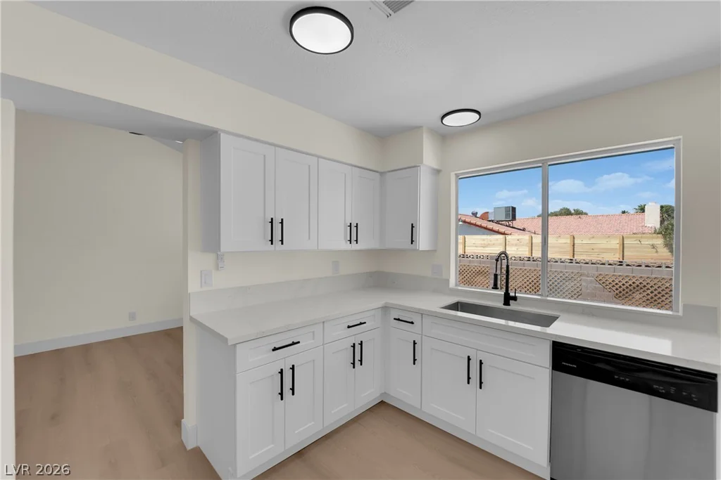 6388 Viking, Las Vegas, NV 89103