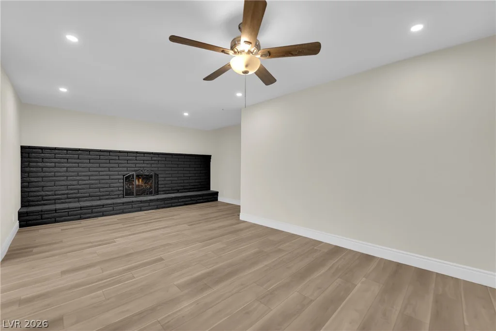 6388 Viking, Las Vegas, NV 89103