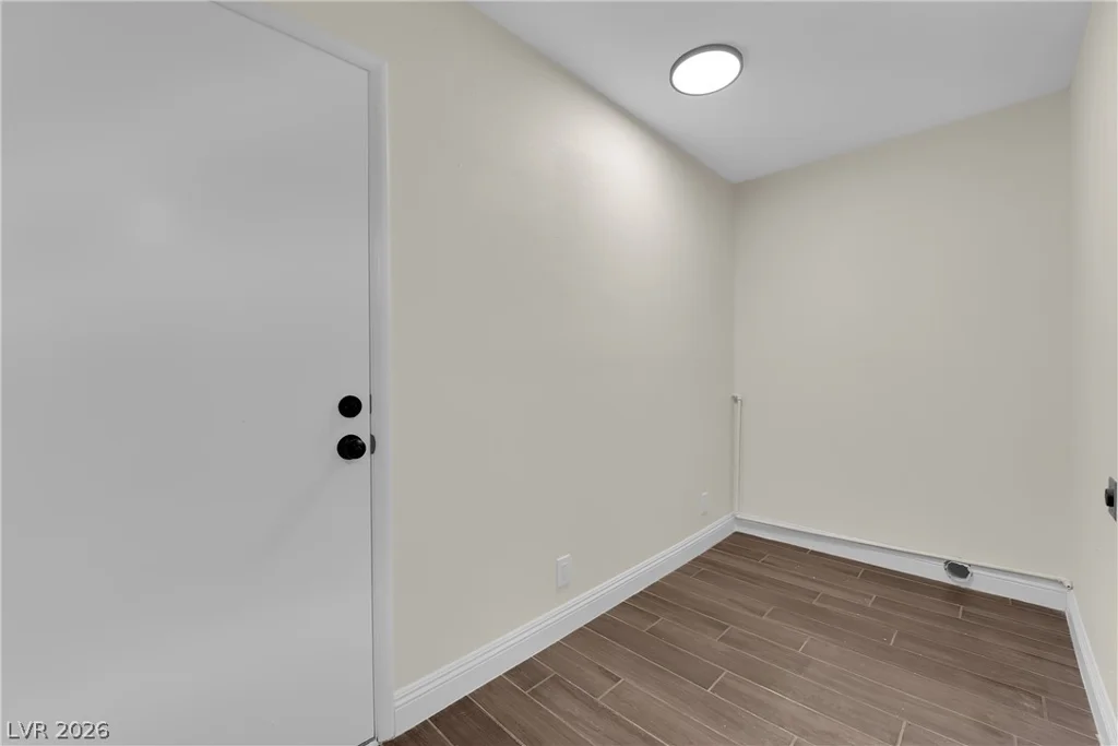 6388 Viking, Las Vegas, NV 89103