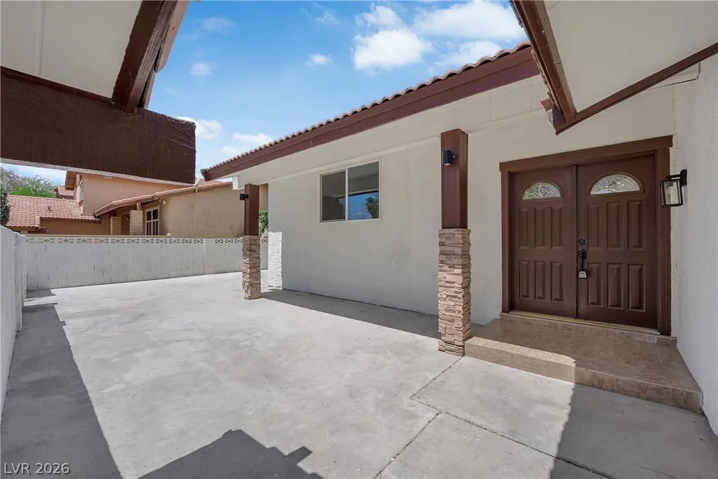 6388 Viking, Las Vegas, NV 89103