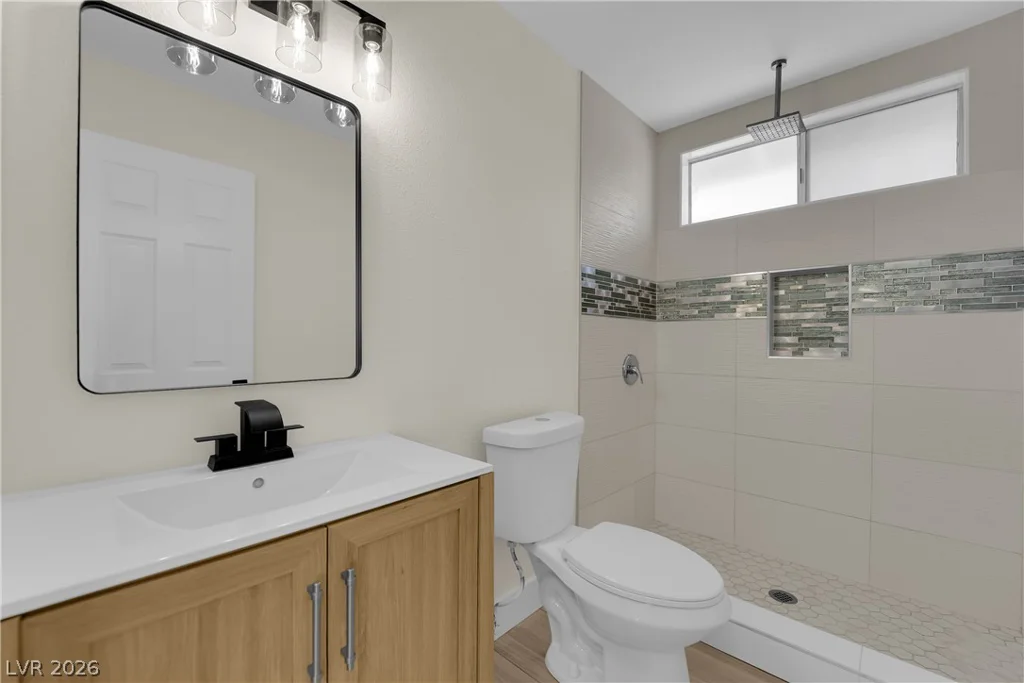 6388 Viking, Las Vegas, NV 89103