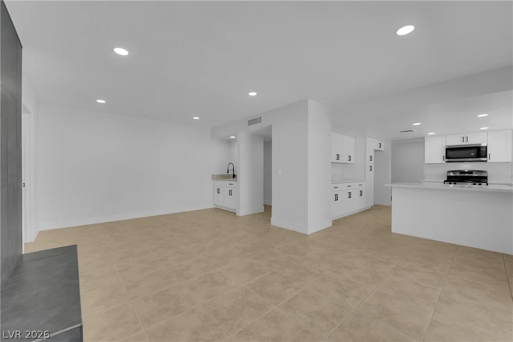 6756 Endora, Las Vegas, NV 89103