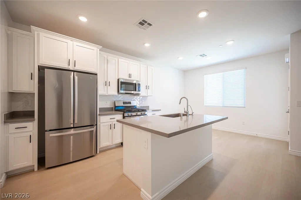 8847 Roadrunner Ravine, Las Vegas, NV 89166