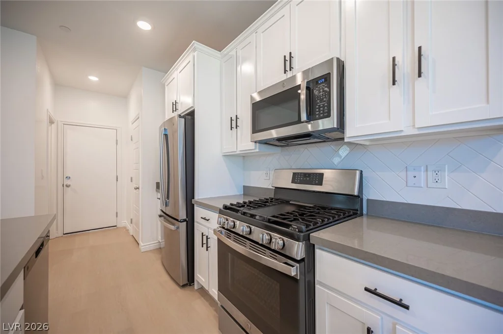 8847 Roadrunner Ravine, Las Vegas, NV 89166