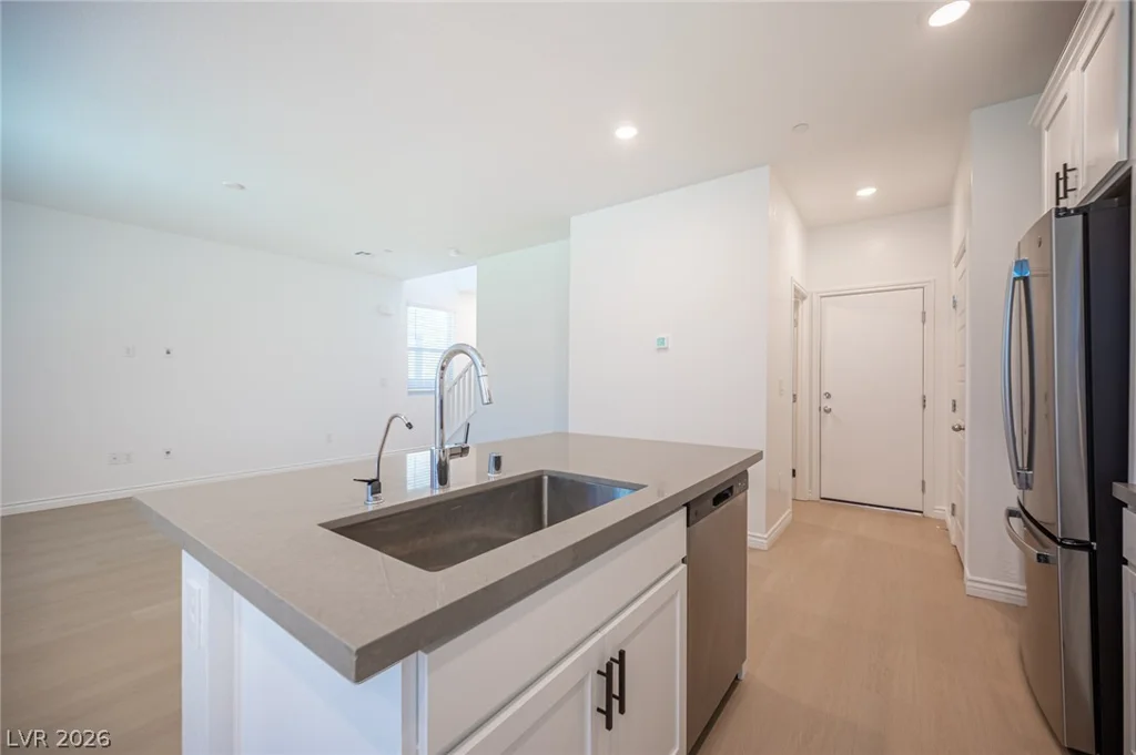 8847 Roadrunner Ravine, Las Vegas, NV 89166