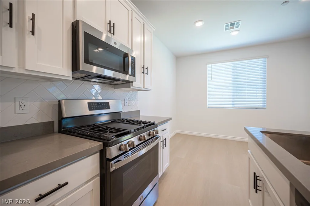 8847 Roadrunner Ravine, Las Vegas, NV 89166