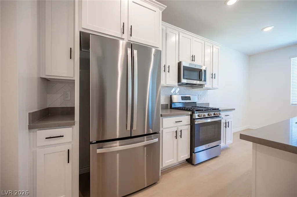 8847 Roadrunner Ravine, Las Vegas, NV 89166