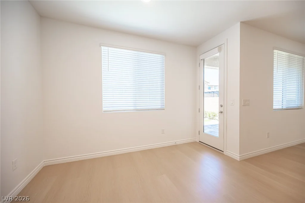 8847 Roadrunner Ravine, Las Vegas, NV 89166