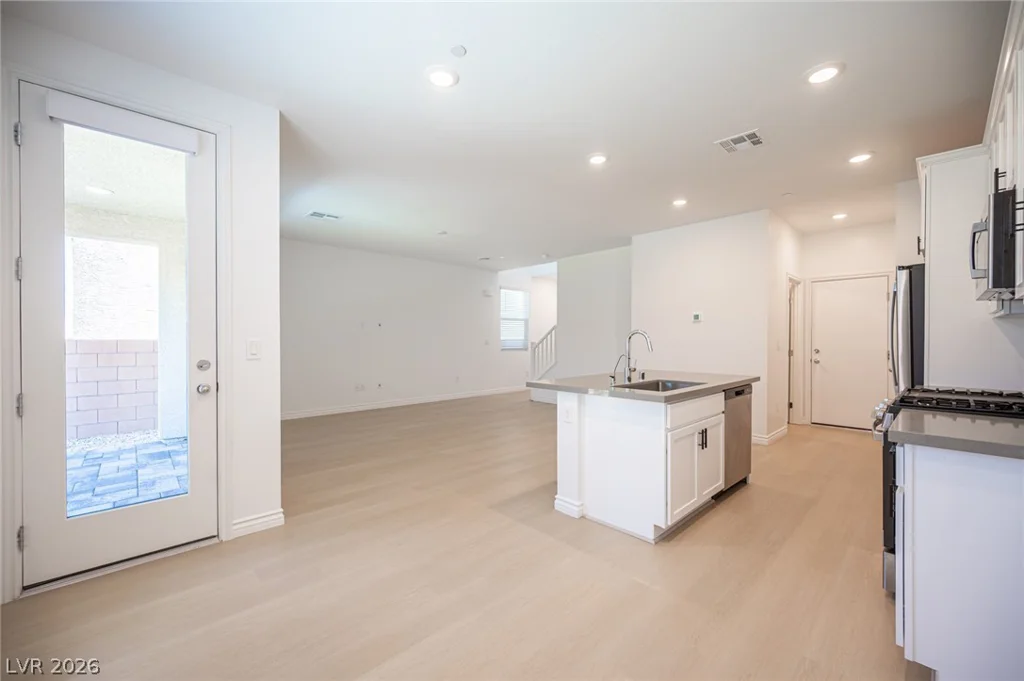 8847 Roadrunner Ravine, Las Vegas, NV 89166