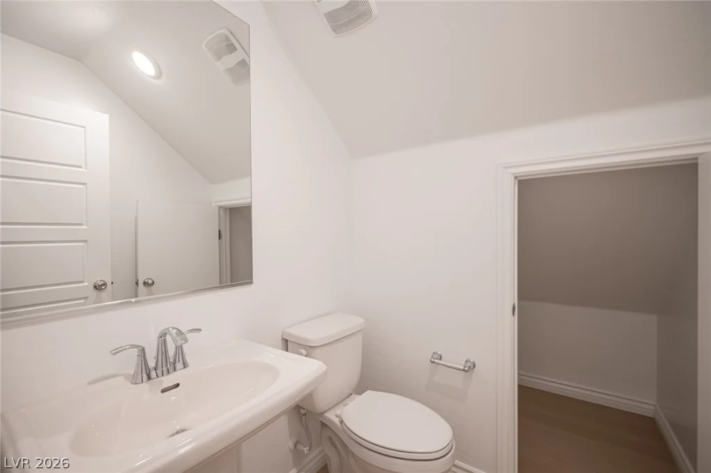 8847 Roadrunner Ravine, Las Vegas, NV 89166