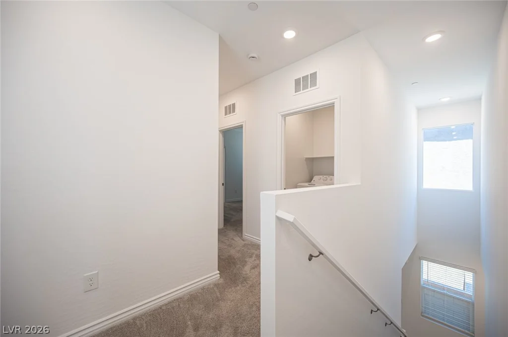 8847 Roadrunner Ravine, Las Vegas, NV 89166