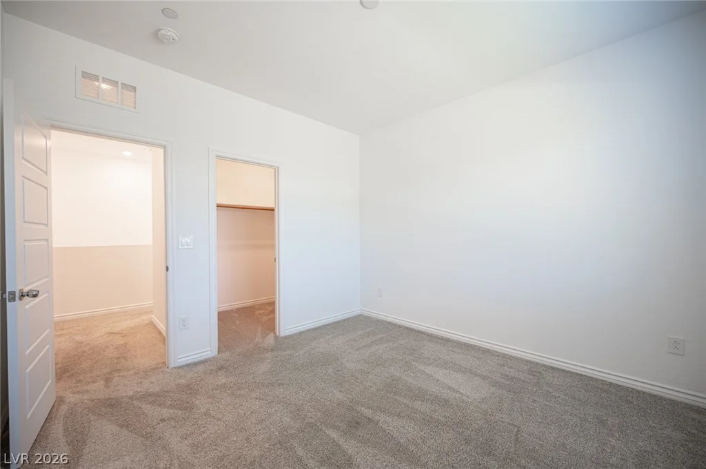 8847 Roadrunner Ravine, Las Vegas, NV 89166
