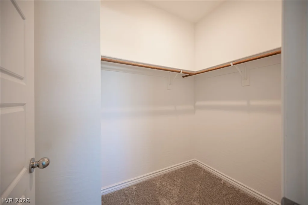 8847 Roadrunner Ravine, Las Vegas, NV 89166