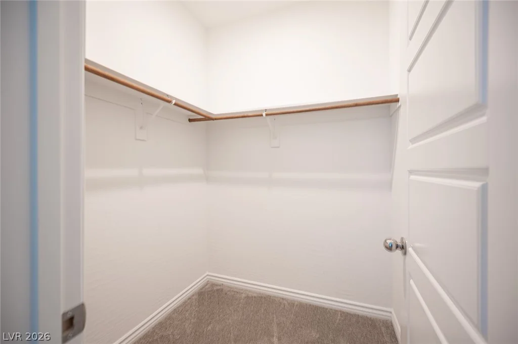 8847 Roadrunner Ravine, Las Vegas, NV 89166