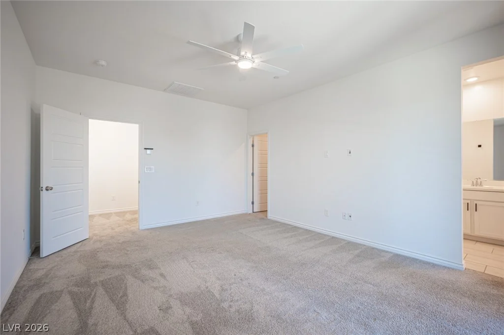 8847 Roadrunner Ravine, Las Vegas, NV 89166