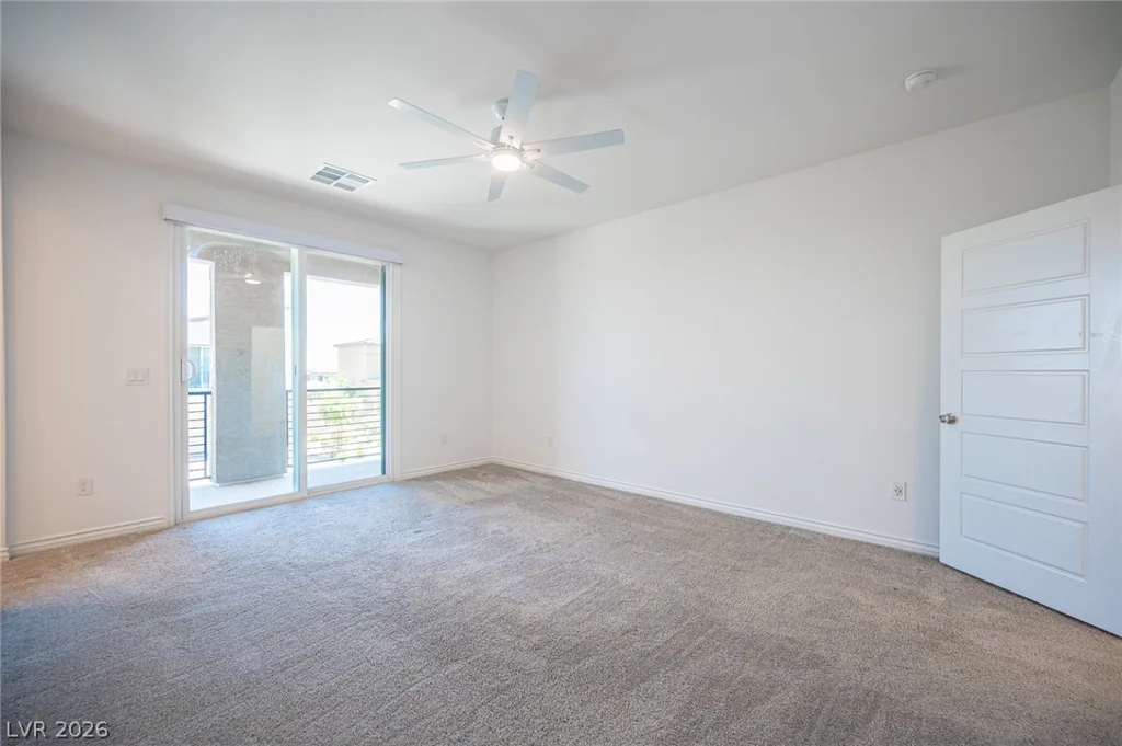 8847 Roadrunner Ravine, Las Vegas, NV 89166