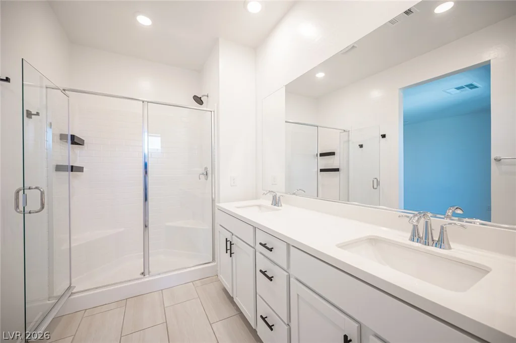 8847 Roadrunner Ravine, Las Vegas, NV 89166